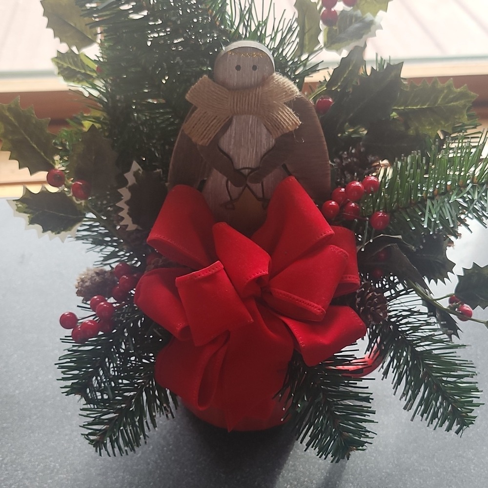 Christmas Floral Arrangement Red Mug Wooden Angel Pinecone Berry Holiday Decor‎